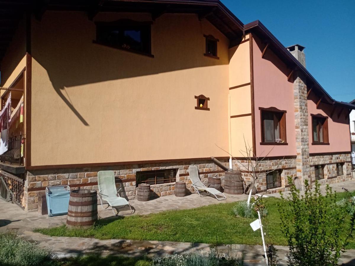 Hotel Кръчмъ При Байката Alpin Ribarica Zewnętrze zdjęcie